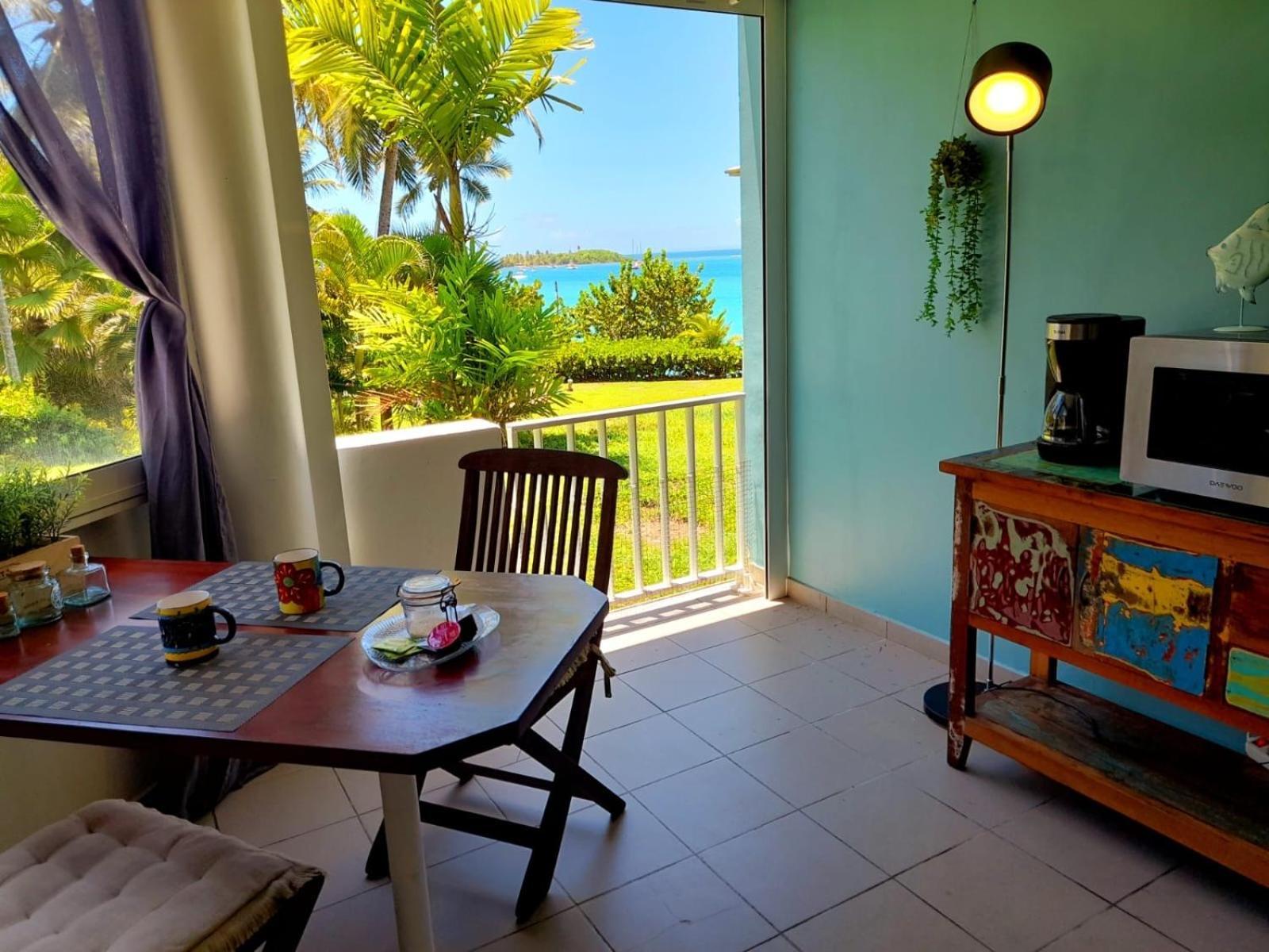 Ilet Bleu Studio Cosy Rdc Vue Mer Et Jardin - Acces Direct Plage Le Gosier  Dış mekan fotoğraf